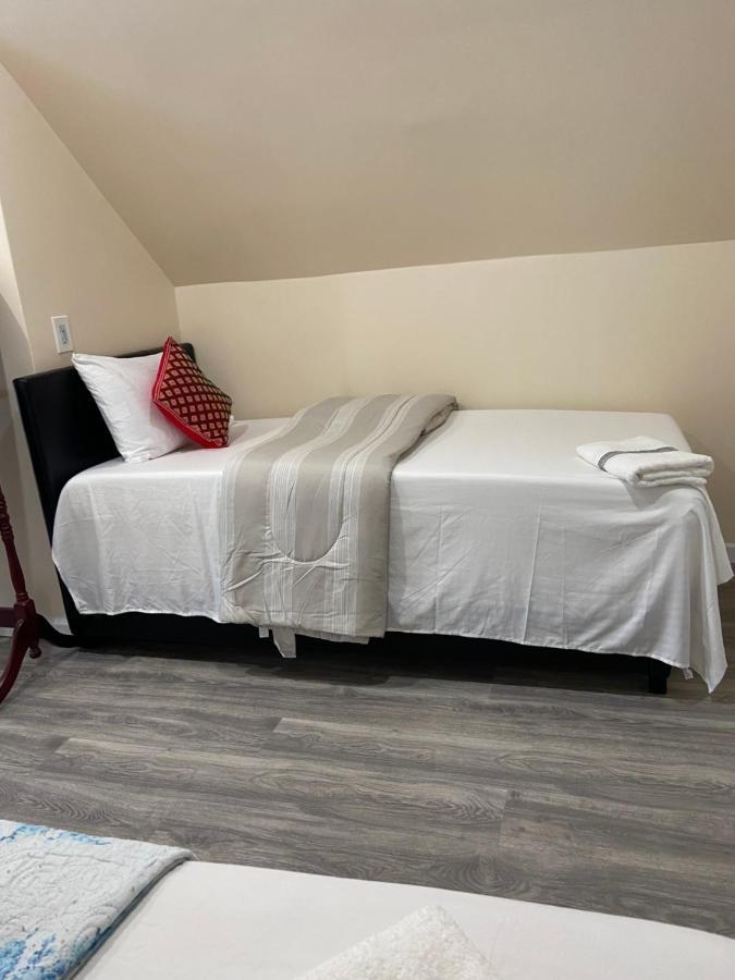 A Nice Room In Queens New York Exteriör bild